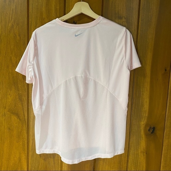 Nike: Dri-Fit Women's Mesh Athletic Workout Gym‎ T-Shirt Top Blush Pink Large - Picture 9 of 9